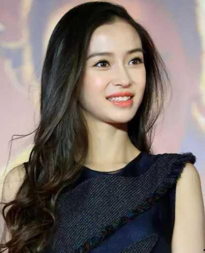 杨颖近况爆料最新视频播放,最新视频引热议，揭秘女神日常